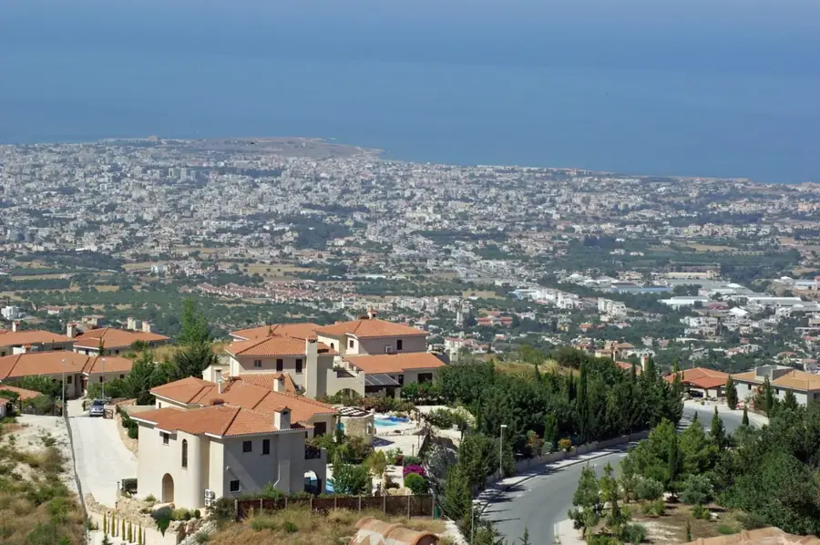 וילה בת 3 חדרים עם בריכה פרטית, צאדה ומינתיס הילס