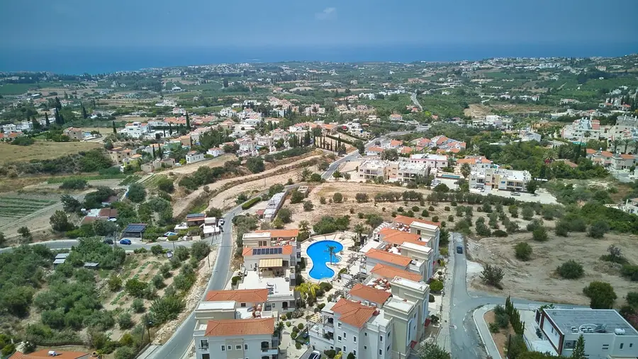 דירת 2 חדרים מרוהטת, פייה וקורל ביי