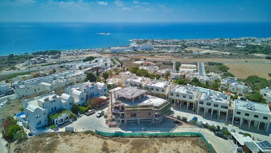 דירת 3 חדרים עם נוף לים, כלורקה