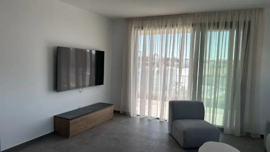 דירת 2 חדרים עם נוף לים, פאפוס טאון