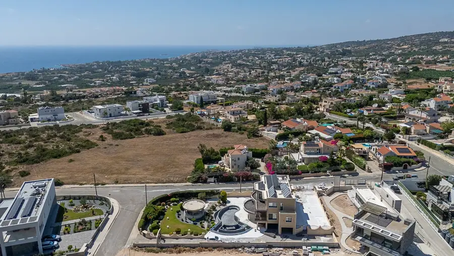 וילה בת 3 חדרים עם בריכה פרטית, פייה וקורל ביי