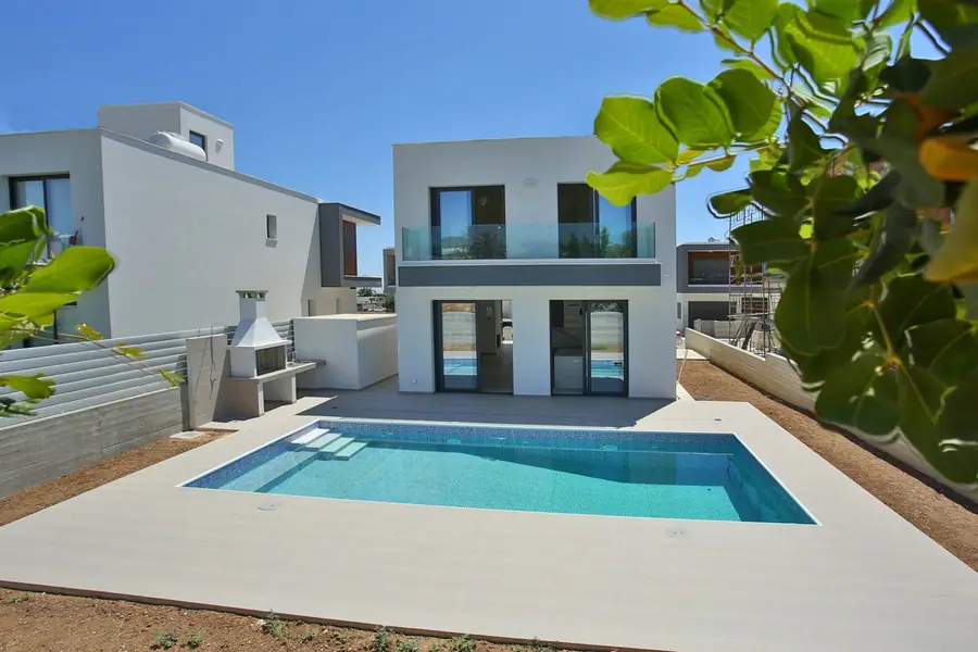 Mesogi Residence — מסוגי